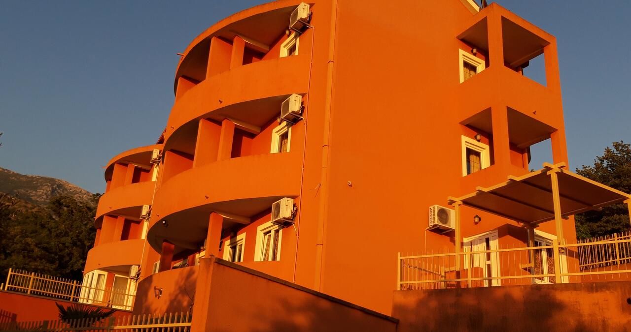 Апартаменты Apartments Danilo Kažanegra Свети-Стефан-4